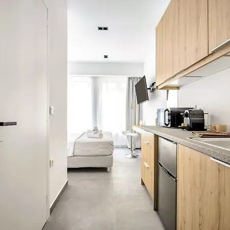 Monastiraki Suites 1-2
