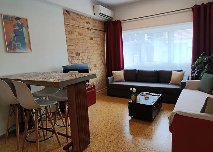 Na'Maste Apartments